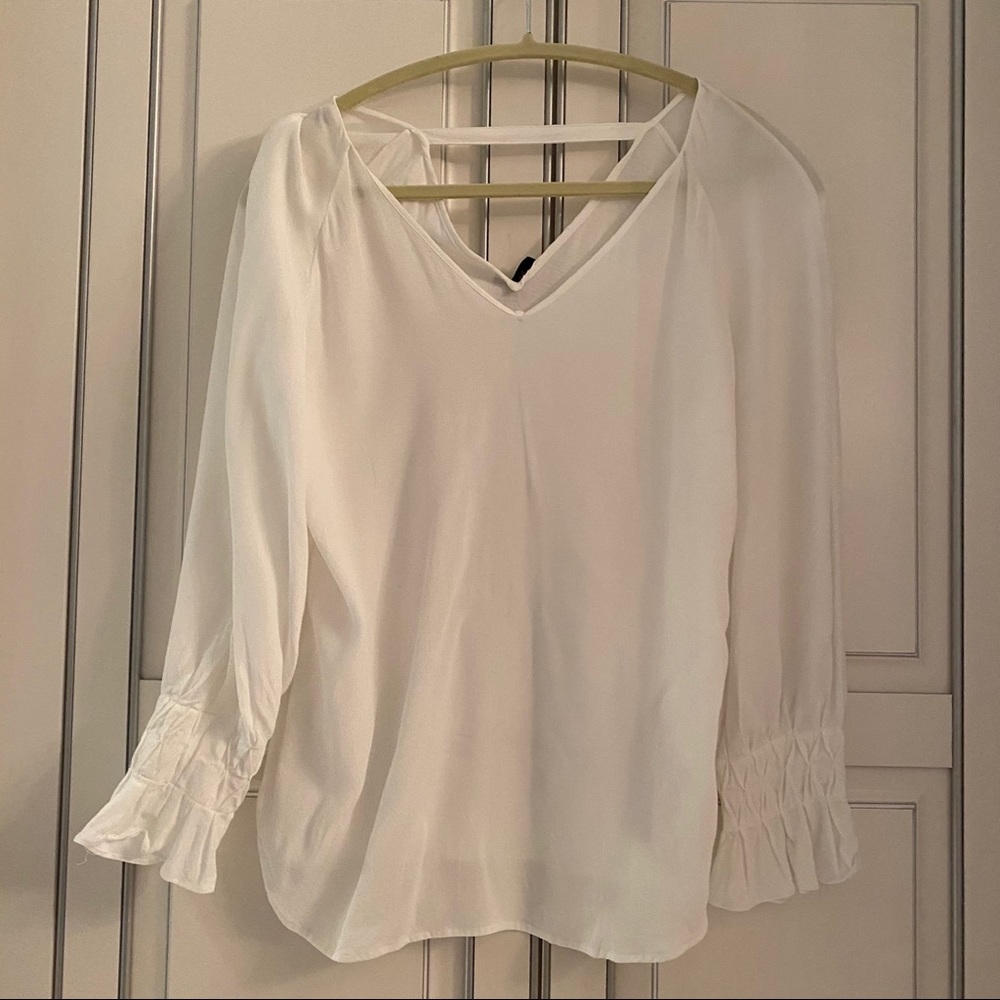 Massimo Dutti blouse with sleeve detail szS NWOT